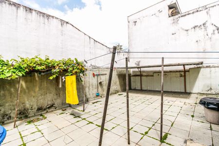 Casa à venda com 225m², 3 quartos e 4 vagasQuintal