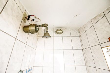 Casa à venda com 225m², 3 quartos e 4 vagasBanheiro de Serviço