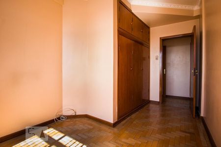 Apartamento à venda com 303m², 5 quartos e sem vagaQuarto 3