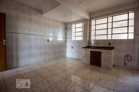 Apartamento à venda com 303m², 5 quartos e sem vagaCozinha