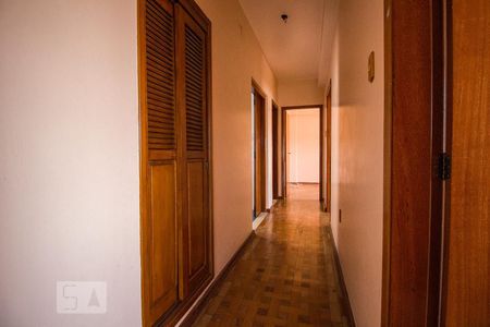 Apartamento à venda com 303m², 5 quartos e sem vagaCorredor