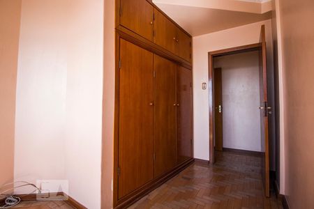 Apartamento à venda com 303m², 5 quartos e sem vagaQuarto 3