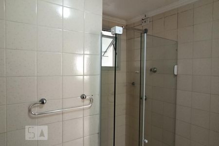 Banheiro de apartamento à venda com 3 quartos, 71m² em Vila Bancária, São Paulo
