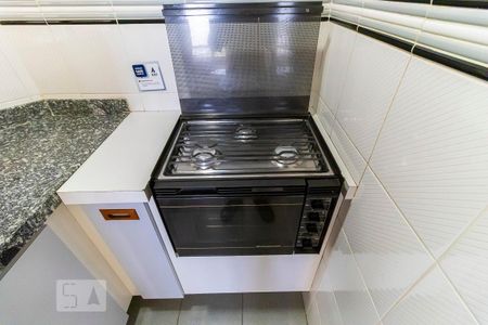 Apartamento para alugar com 45m², 1 quarto e 1 vagaCozinha - Fogão