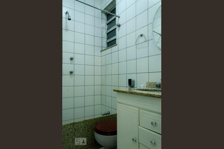 Apartamento para alugar com 70m², 3 quartos e sem vagaBanheiro