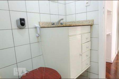 Apartamento para alugar com 70m², 3 quartos e sem vagaBanheiro