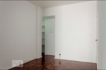 Sala de apartamento para alugar com 3 quartos, 70m² em Botafogo, Rio de Janeiro