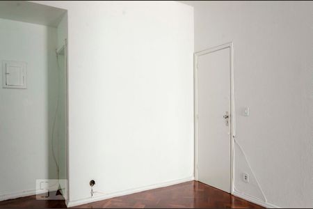Sala de apartamento para alugar com 3 quartos, 70m² em Botafogo, Rio de Janeiro