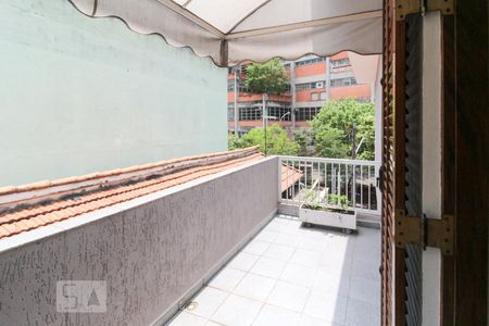 Casa à venda com 206m², 5 quartos e 2 vagasVaranda do quarto 4