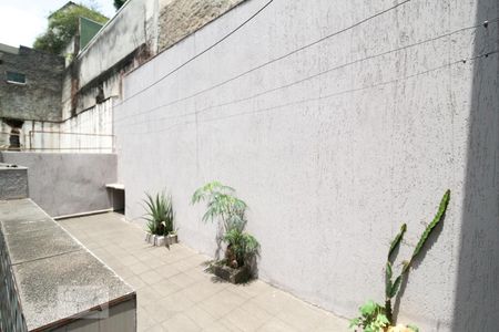 Casa à venda com 206m², 5 quartos e 2 vagasÁrea de serviço