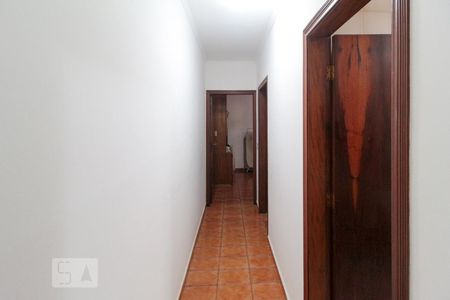 Casa à venda com 206m², 5 quartos e 2 vagasCorredor