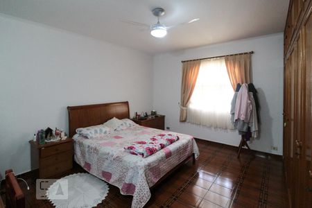 Casa à venda com 206m², 5 quartos e 2 vagasQuarto 3