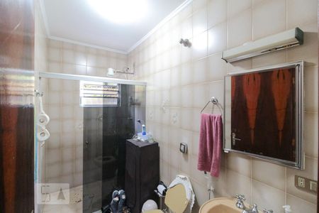 Banheiro 1 de casa à venda com 5 quartos, 206m² em Jardim Maria Estela, São Paulo