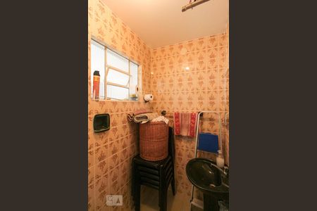 Casa à venda com 206m², 5 quartos e 2 vagasBanheiro de serviço