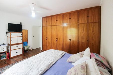 Casa à venda com 206m², 5 quartos e 2 vagasQuarto 5