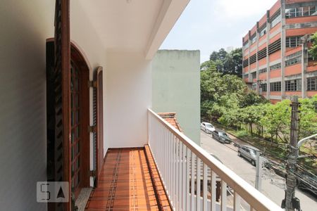 Casa à venda com 206m², 5 quartos e 2 vagasVaranda do quarto 5