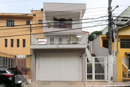 Casa à venda com 206m², 5 quartos e 2 vagasFachada