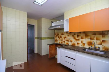 Apartamento para alugar com 104m², 3 quartos e 1 vagaCozinha - Armários