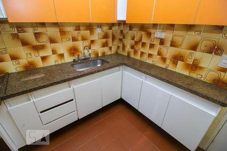 Apartamento para alugar com 104m², 3 quartos e 1 vagaCozinha - Armários