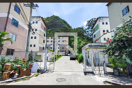 Apartamento para alugar com 72m², 3 quartos e 1 vagafachada