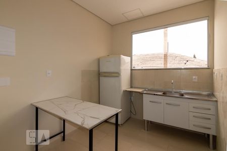 Cozinha de apartamento para alugar com 2 quartos, 48m² em Jardim Monte Kemel, São Paulo