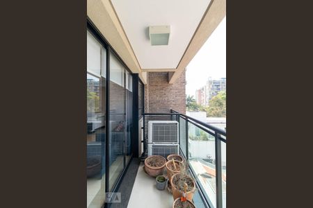 Varanda de kitnet/studio à venda com 1 quarto, 35m² em Vila Madalena, São Paulo