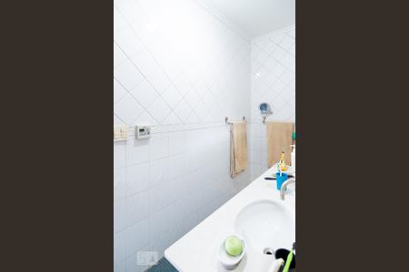 Casa à venda com 440m², 5 quartos e 4 vagasBanheiro Quarto 4 - Suíte