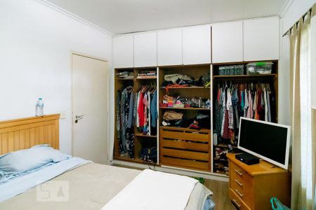 Casa à venda com 440m², 5 quartos e 4 vagasQuarto 1