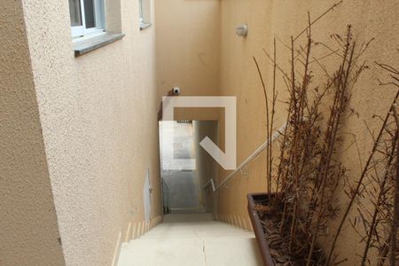 Casa para alugar com 73m², 2 quartos e 1 vagaÁrea externa