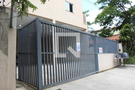 Casa para alugar com 73m², 2 quartos e 1 vagaFachada