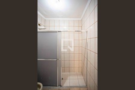Banheiro de casa para alugar com 2 quartos, 94m² em Piraporinha, Diadema