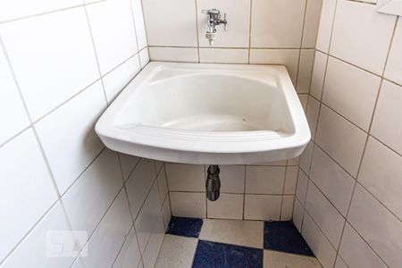 Apartamento à venda com 54m², 2 quartos e sem vaga Apartamento à venda com 54m², 2 quartos e sem vagaÁrea de serviço