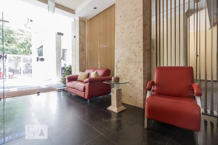 Apartamento à venda com 54m², 2 quartos e sem vaga Apartamento à venda com 54m², 2 quartos e sem vagaHall de entrada