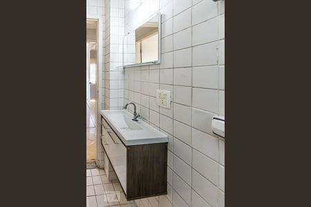 Apartamento à venda com 54m², 2 quartos e sem vaga Apartamento à venda com 54m², 2 quartos e sem vagaBanheiro