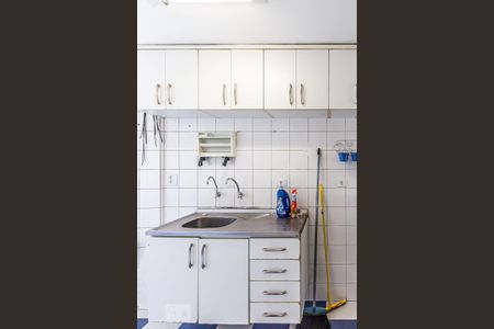 Apartamento à venda com 54m², 2 quartos e sem vaga Apartamento à venda com 54m², 2 quartos e sem vagaCozinha