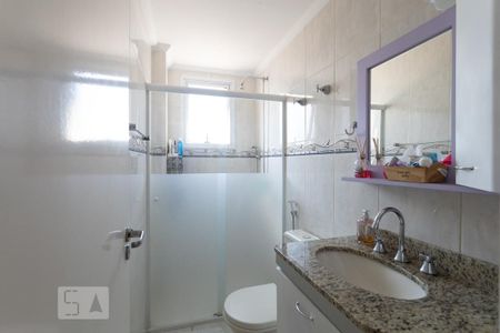 Apartamento à venda com 108m², 3 quartos e 2 vagasBanheiro social
