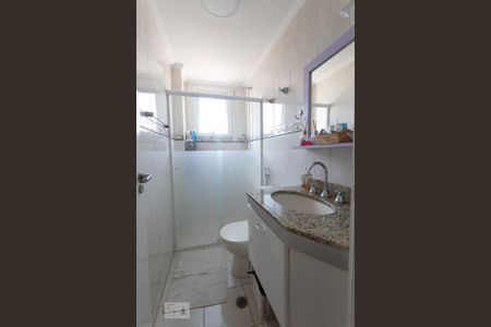 Apartamento à venda com 108m², 3 quartos e 2 vagasBanheiro social
