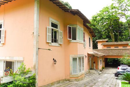 Casa à venda com 400m², 5 quartos e 4 vagasÁrea Externa