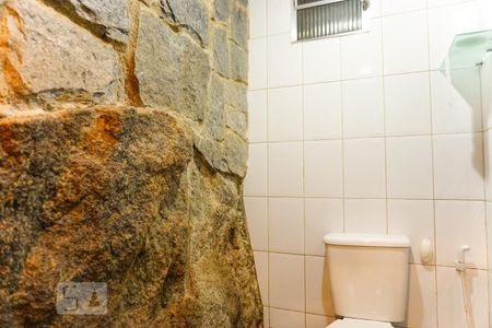 Casa à venda com 400m², 5 quartos e 4 vagasLavabo do Salão de Jogos