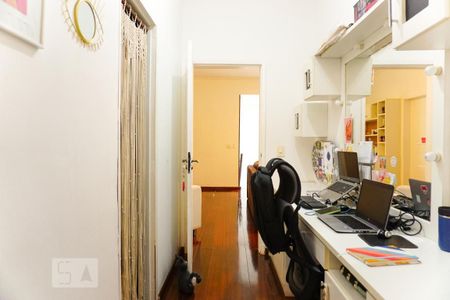 Casa à venda com 400m², 5 quartos e 4 vagasSuíte 2