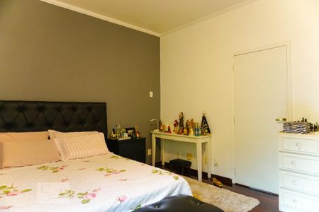 Casa à venda com 400m², 5 quartos e 4 vagasSuíte 1