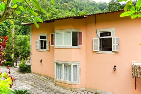 Casa à venda com 400m², 5 quartos e 4 vagasÁrea Externa