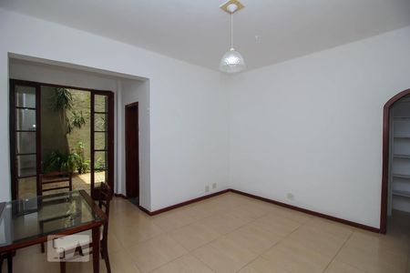 Sala de apartamento para alugar com 2 quartos, 56m² em Santa Teresa, Rio de Janeiro