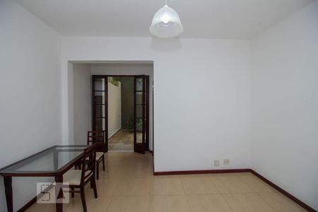 Sala de apartamento para alugar com 2 quartos, 56m² em Santa Teresa, Rio de Janeiro