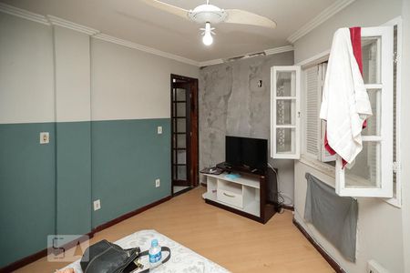 Casa de condomínio à venda com 280m², 4 quartos e sem vaga Casa de condomínio à venda com 280m², 4 quartos e sem vagaSuíte