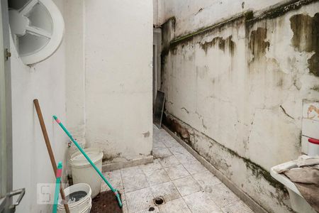 Casa de condomínio à venda com 280m², 4 quartos e sem vaga Casa de condomínio à venda com 280m², 4 quartos e sem vagaÁrea de Serviço