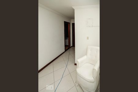 Casa de condomínio à venda com 280m², 4 quartos e sem vaga Casa de condomínio à venda com 280m², 4 quartos e sem vagaHall Quartos