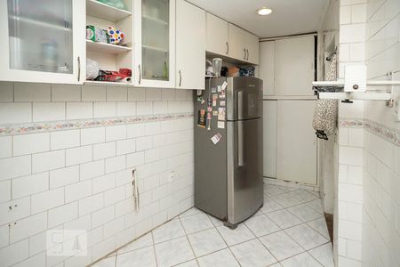 Casa de condomínio à venda com 280m², 4 quartos e sem vaga Casa de condomínio à venda com 280m², 4 quartos e sem vagaCozinha