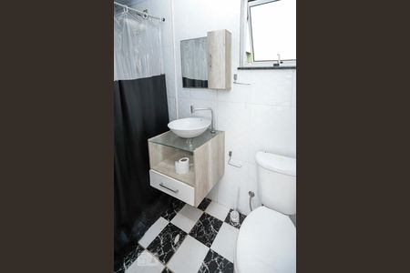 Casa de condomínio à venda com 280m², 4 quartos e sem vaga Casa de condomínio à venda com 280m², 4 quartos e sem vagaBanheiro Terraço