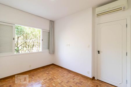 Casa para alugar com 220m², 3 quartos e 2 vagas Casa para alugar com 220m², 3 quartos e 2 vagasQuarto 1